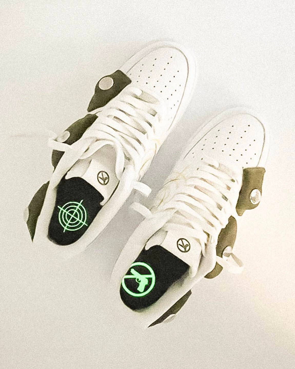 Air Force 1 "No Guns Allowed"