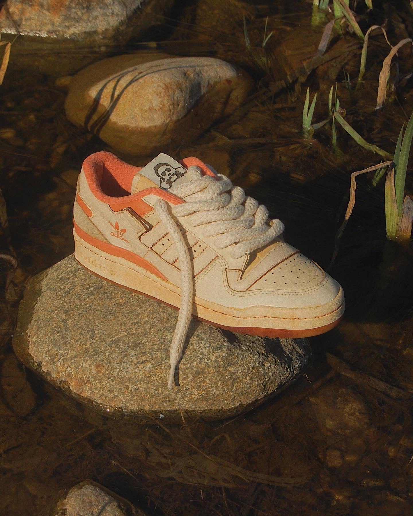 Forum 84 Low "FW"