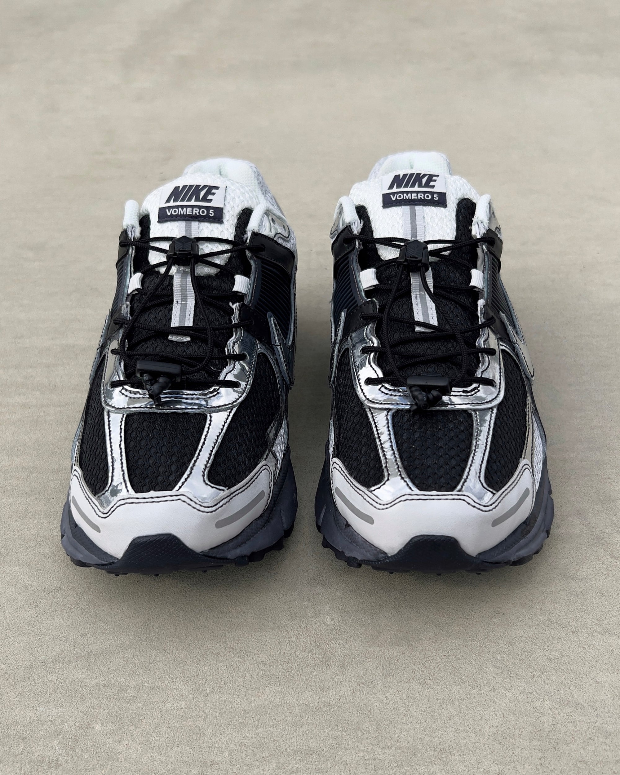 Vomero 5 "Black Steel"